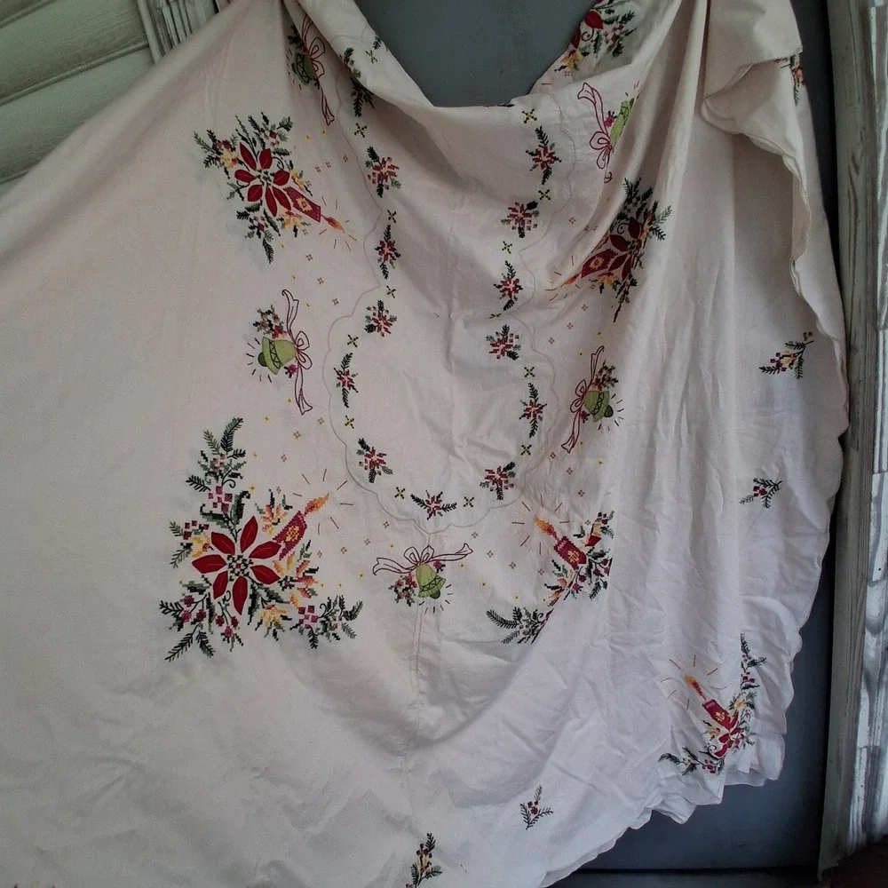 Vintage Christmas Tablecloth Embroidered Poinsettia Candle Bell Scalloped 60x120